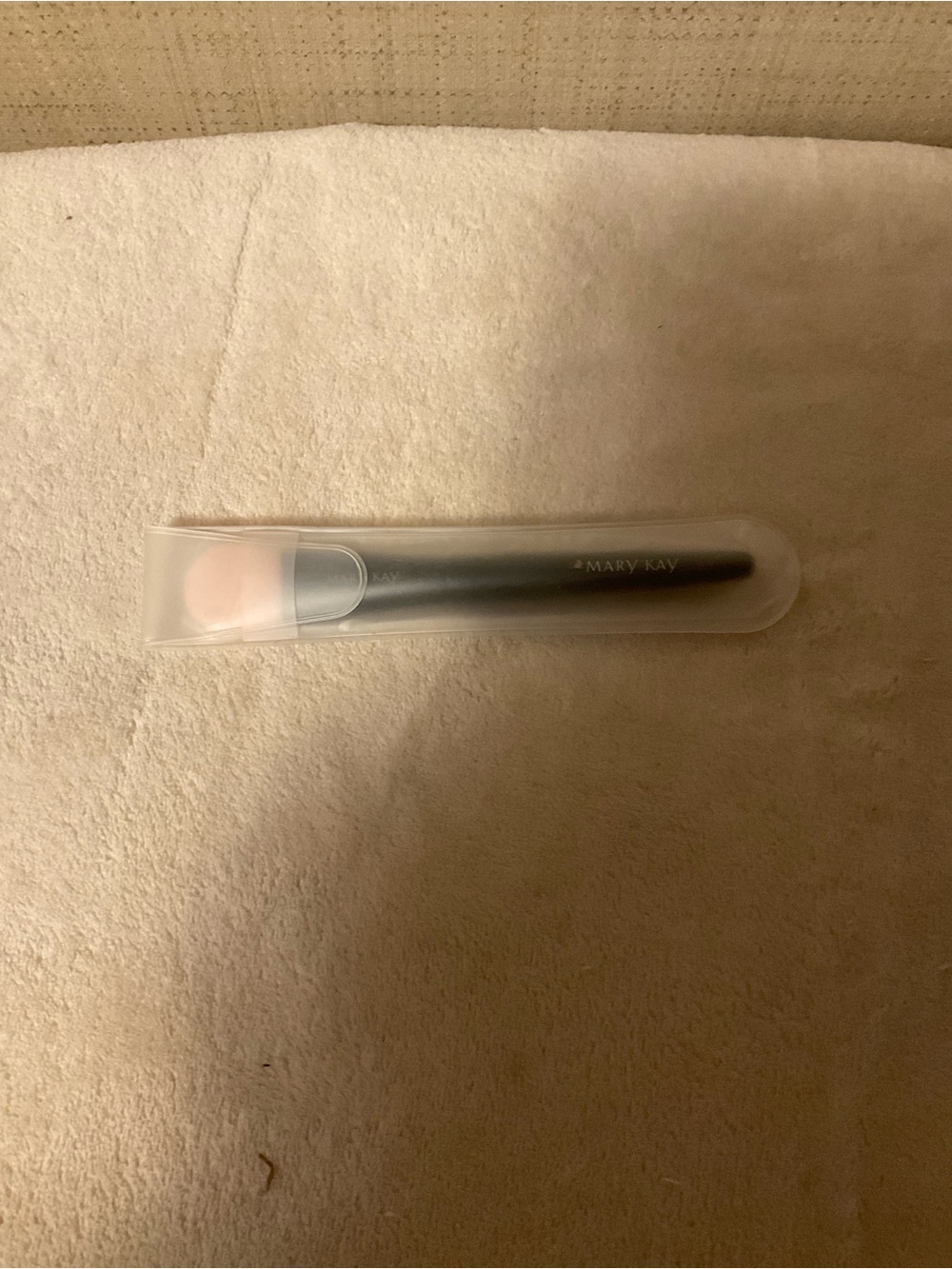 Mary Kay Black Handle Pink-Tipped Makeup Brush with Travel Sleeve